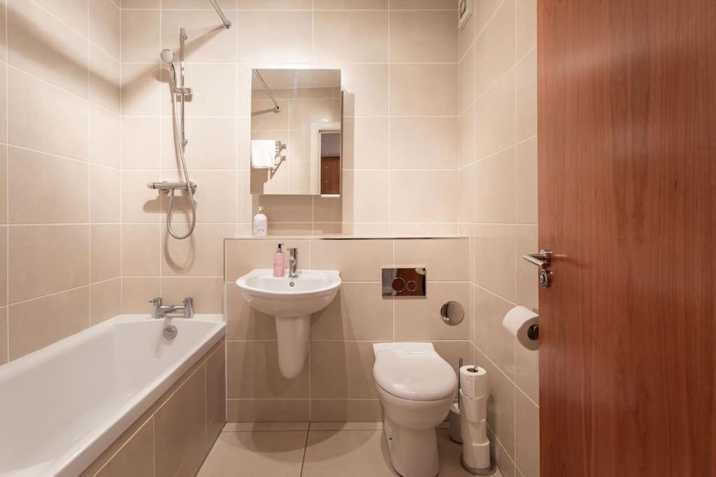 Best City Centre Luxurious Home Free Parking Belfast Exterior foto