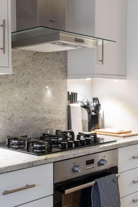 Best City Centre Luxurious Home Free Parking Belfast Exterior foto